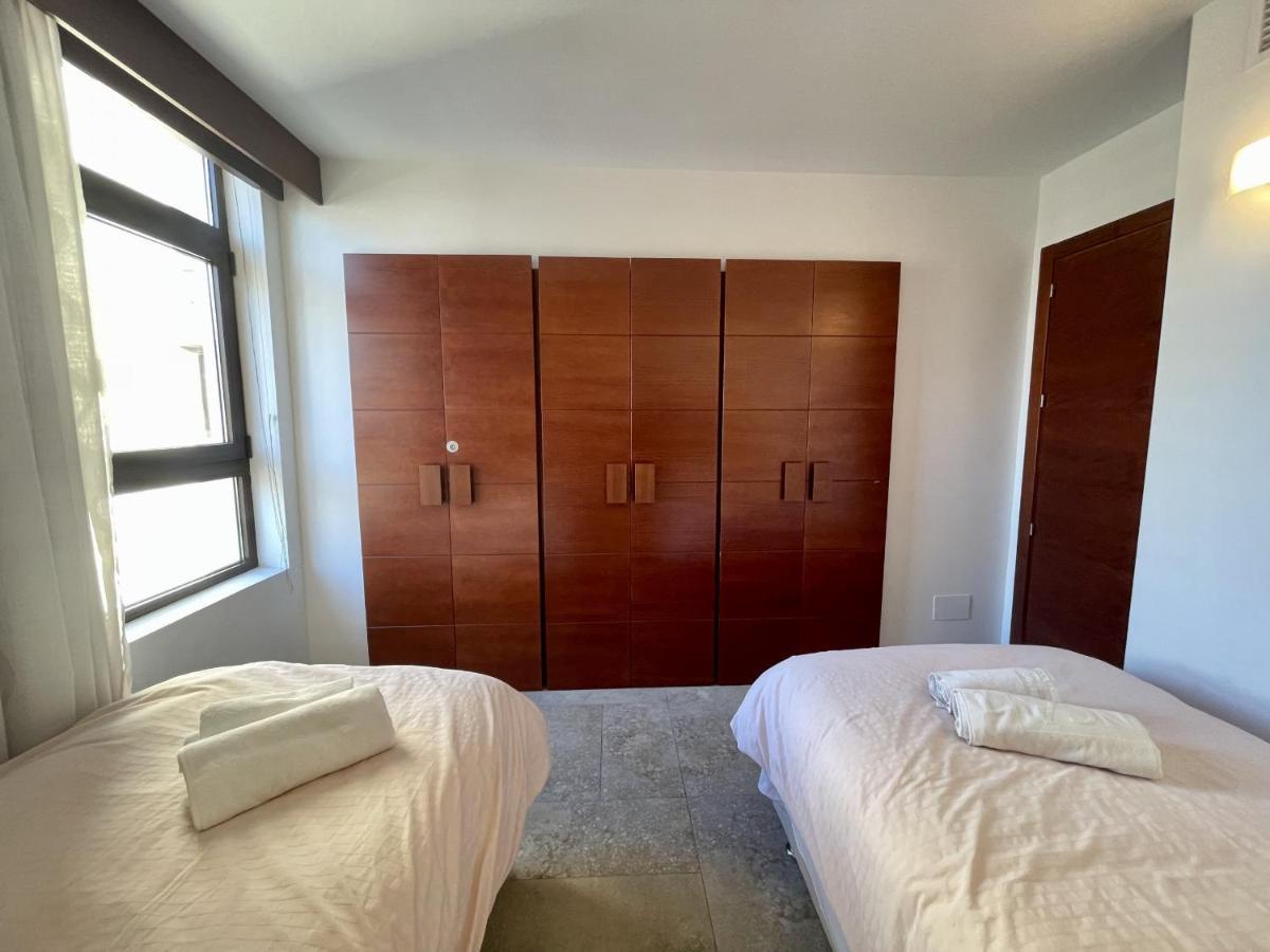 Exclusive Beachfront Apartment Torremolinos - Pool - Paddle - Tenis - Wifi - Central Aircon Kültér fotó