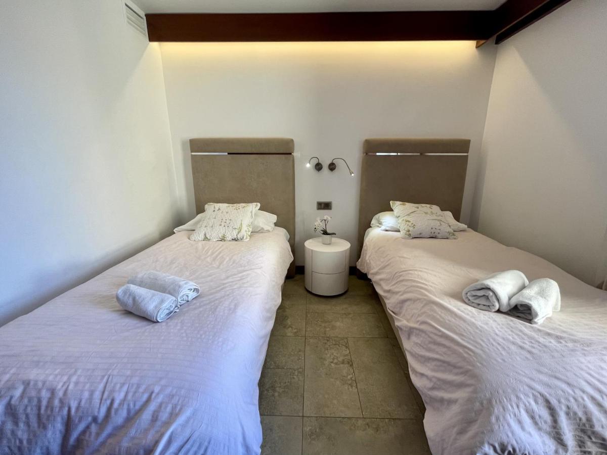 Exclusive Beachfront Apartment Torremolinos - Pool - Paddle - Tenis - Wifi - Central Aircon Kültér fotó
