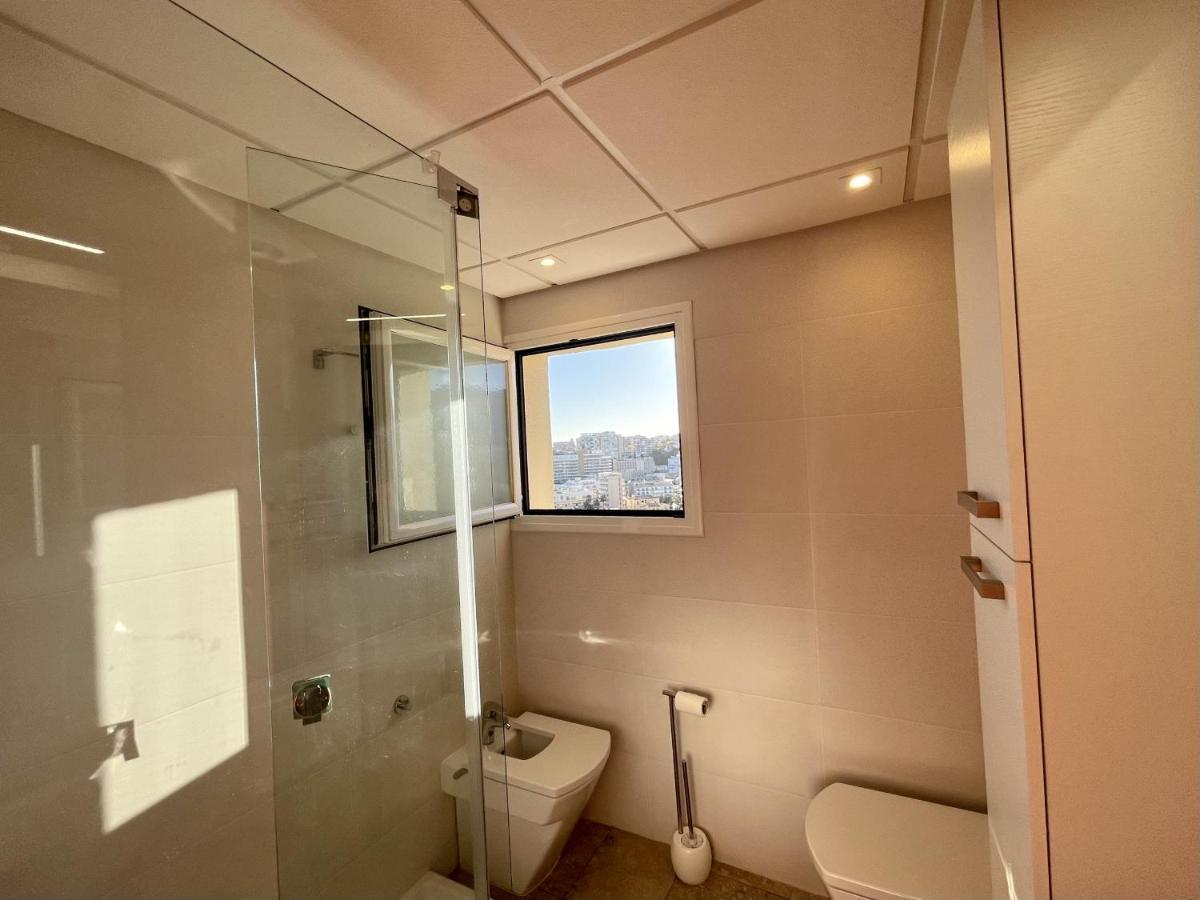 Exclusive Beachfront Apartment Torremolinos - Pool - Paddle - Tenis - Wifi - Central Aircon Kültér fotó