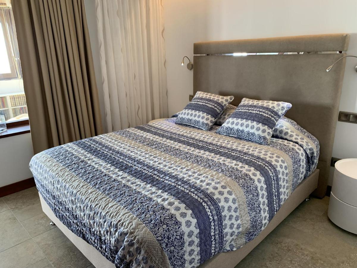 Exclusive Beachfront Apartment Torremolinos - Pool - Paddle - Tenis - Wifi - Central Aircon Kültér fotó